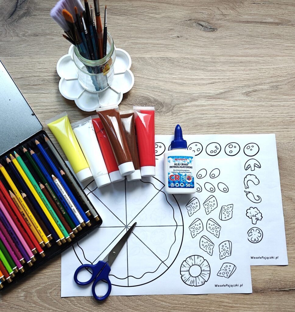 Pulpit z przygotowanymi przyborami do wykonania własnej pizzy.